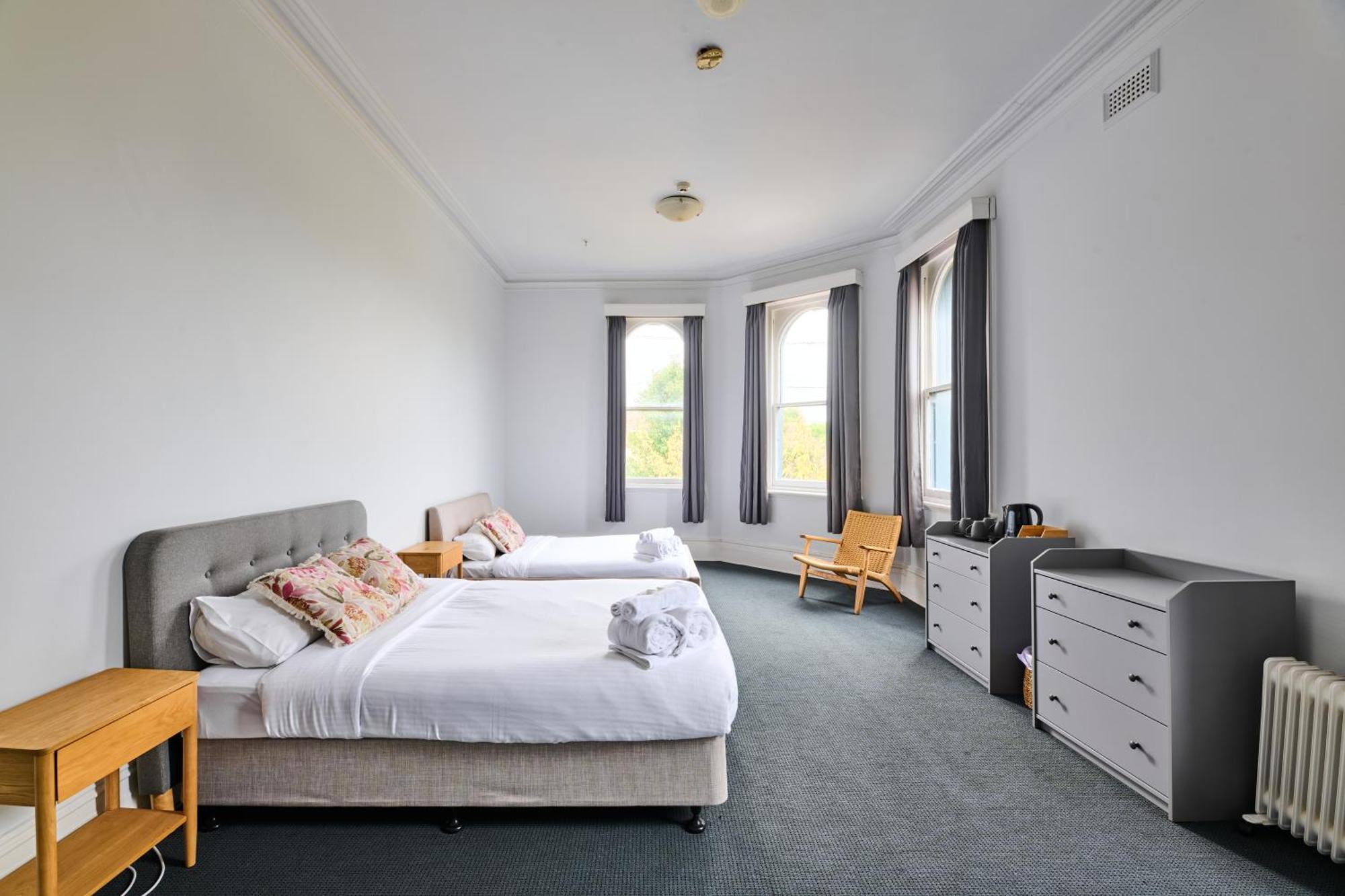 College Lawn Hotel Melbourne Buitenkant foto
